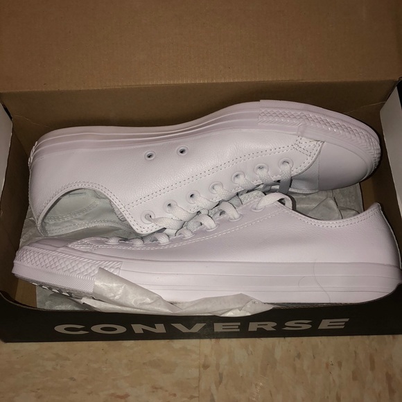 Converse Chuck Taylor - Picture 1 of 2